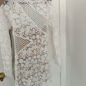 Selfie Leslie White Floral Lace Dress